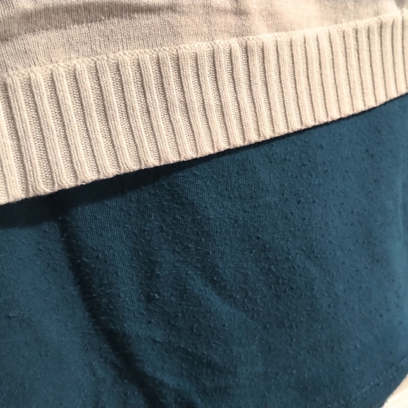 ✨SALE: 3 for $15!✨ Layered Blue + White Business Casual Shirts - Picture 4 of 4